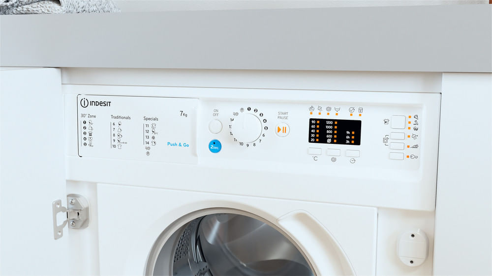Waschmaschine Einbau Indesit 7kg 1200U. 