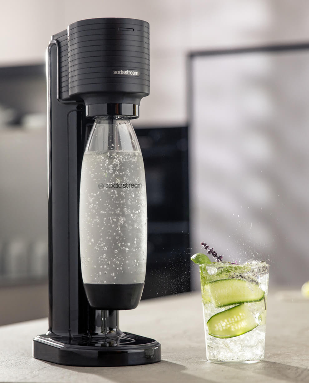 Wassersprudler Sodastream mit einer Reiseflasche gratis dazu.