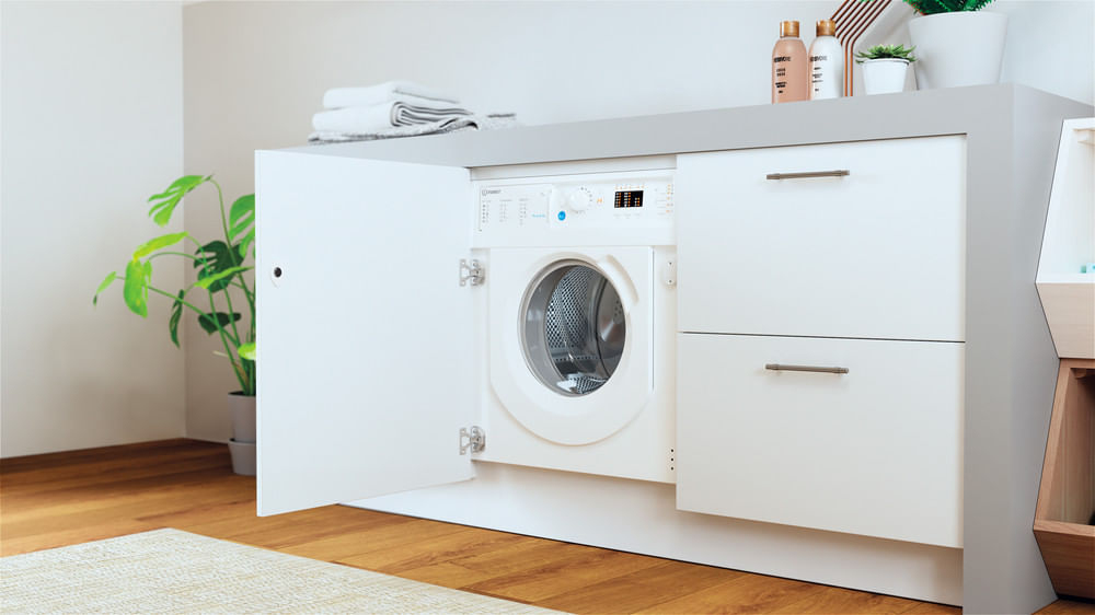 Waschmaschine Einbau Indesit 7kg 1200U. 